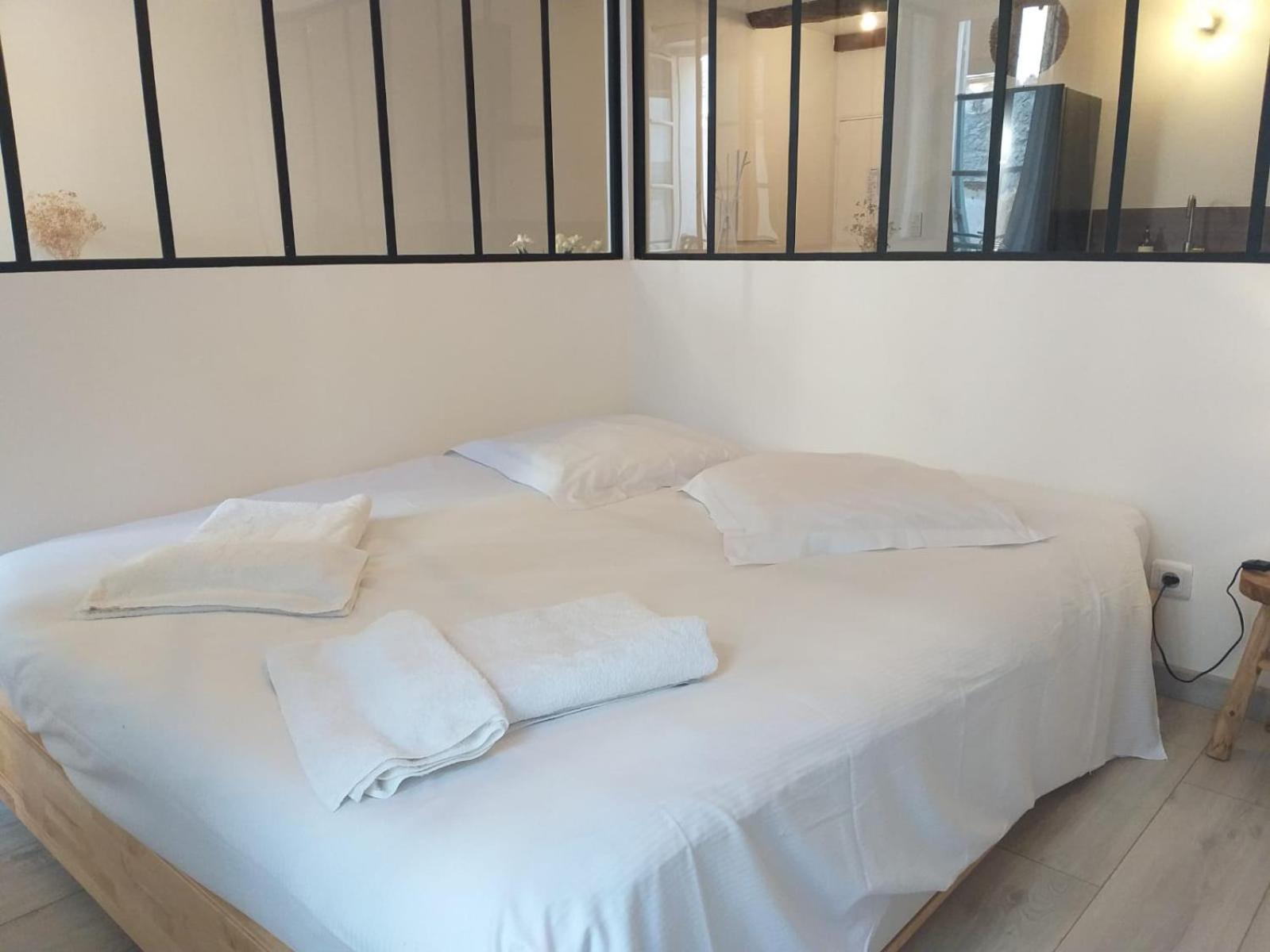 Beau Loft Au Coeur De Toulon Apartment Ngoại thất bức ảnh