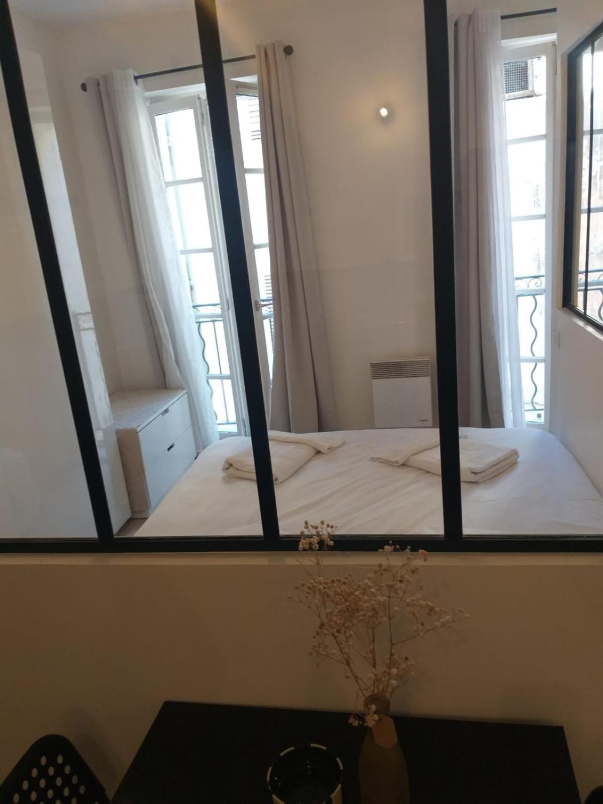 Beau Loft Au Coeur De Toulon Apartment Ngoại thất bức ảnh